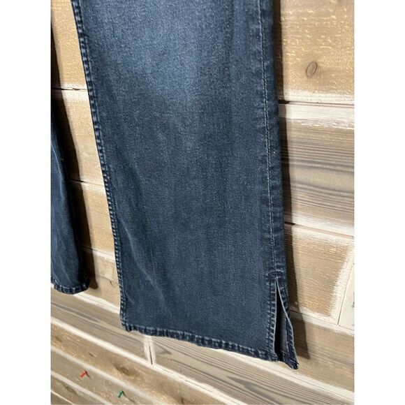 Calvin Klein CK Women's Super-High Rise Flare Slit Hem Blue Jeans Size 24 - Picture 4 of 9